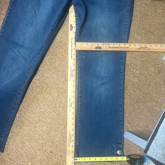 4 preowned pairs of women’s size 13-14. - Picture 11 of 13